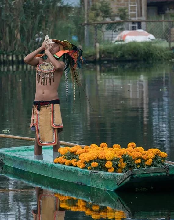 Kayaking in Xochimilco